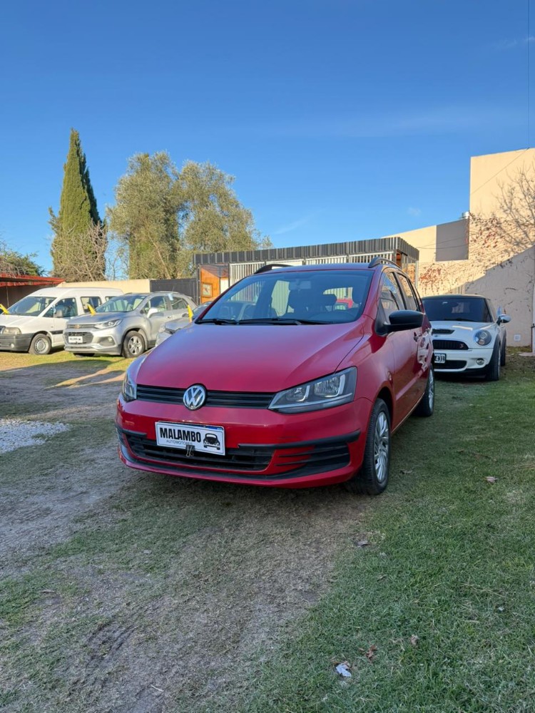 Volkswagen Surán 1.6L — foto 2